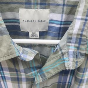 American Eagle button down shirt